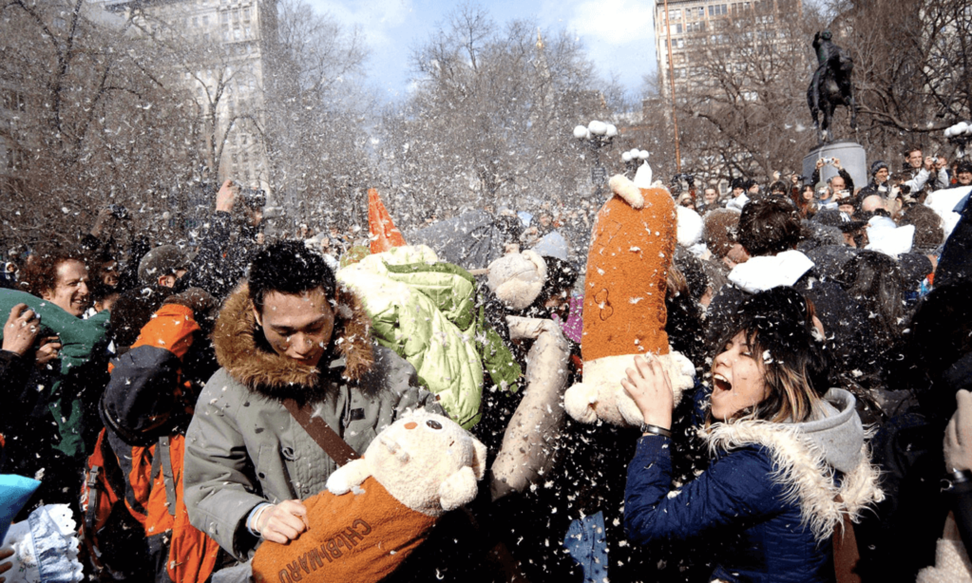 japan_pillow_fight - Interesly